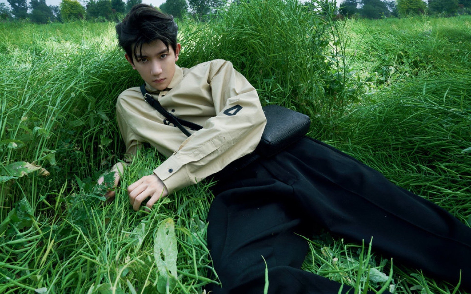 特色足球运动主题的文化创意园区逐步兴起,丰富城市文化生活,足球特色园园所标语